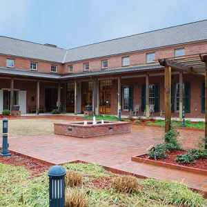 Clinton Visitor Center near the Natchez Trace Parkway
